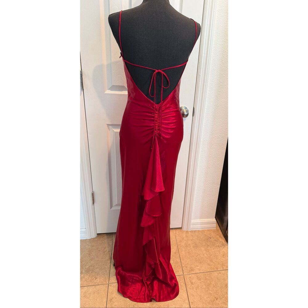 Kiki U.S.A Red Satin Maxi Dress Open Back Lace-Up Evening Gown Size S Chic - Picture 5 of 15